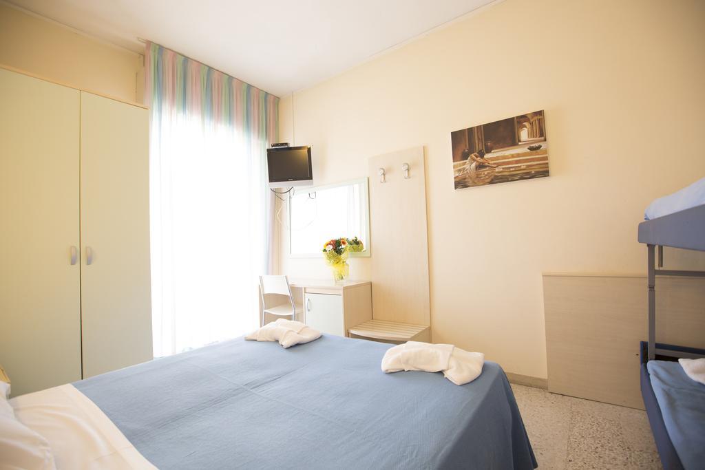 רימיני Hotel Europa מראה חיצוני תמונה