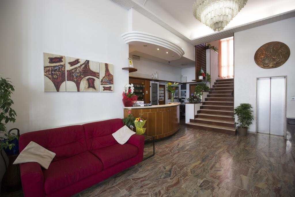 רימיני Hotel Europa מראה חיצוני תמונה