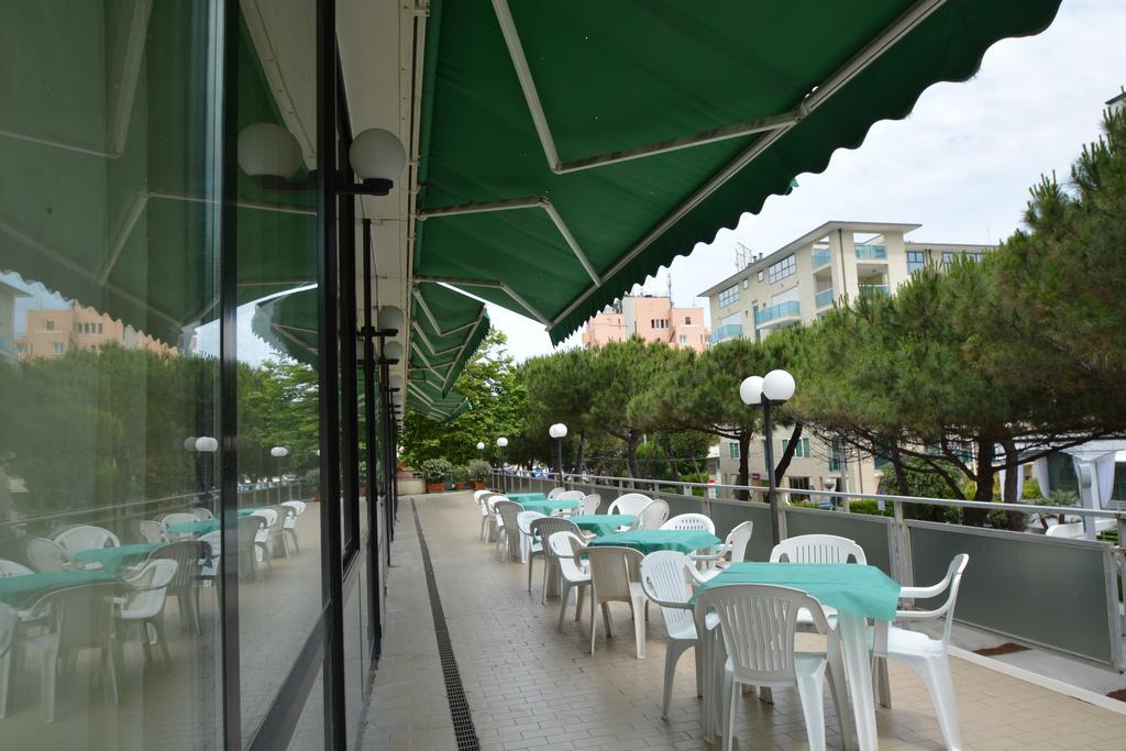 רימיני Hotel Europa מראה חיצוני תמונה