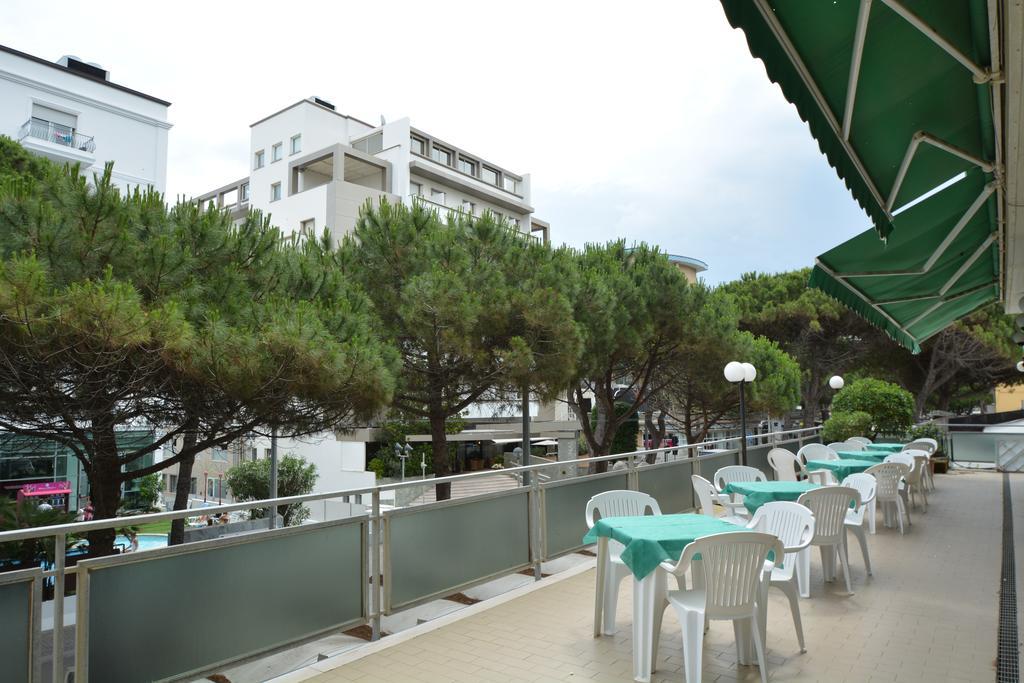 רימיני Hotel Europa מראה חיצוני תמונה